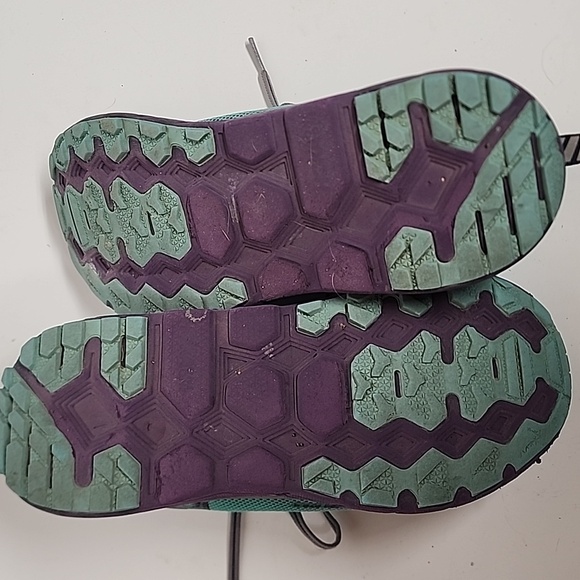 HOKA ONE ONE time to fly green purple sz 8.5 Challenger ATA 4 running shoes. - Picture 5 of 8